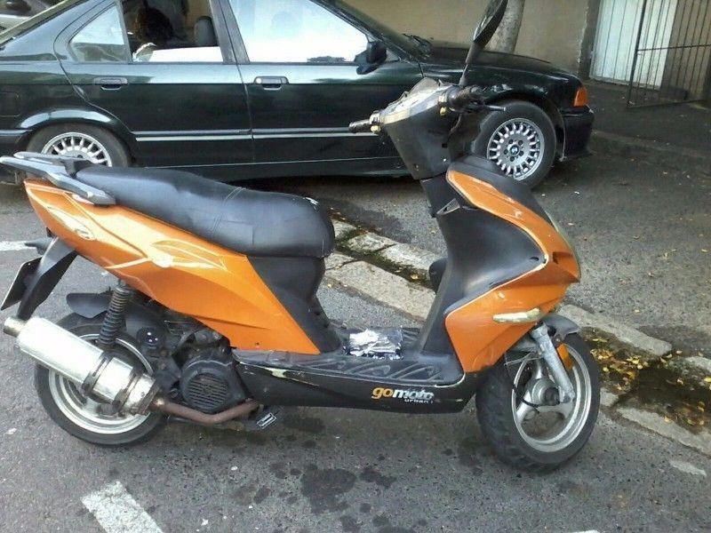 Scooters both for R5000