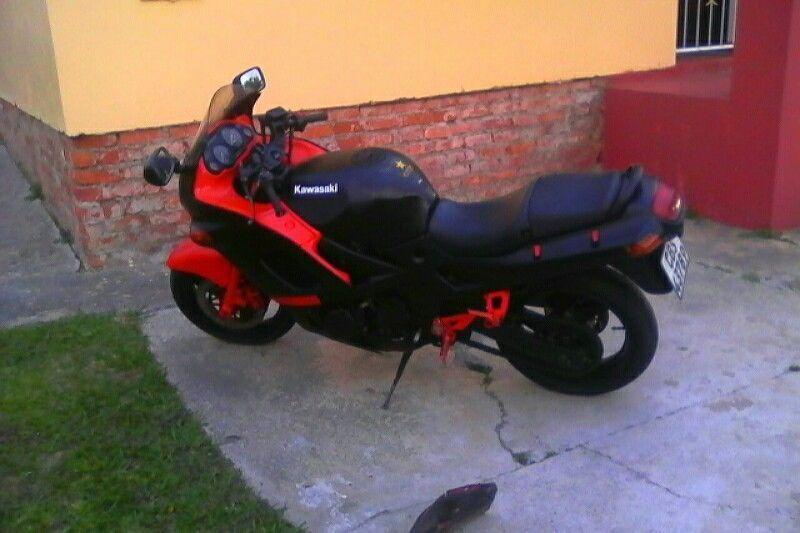 zzr with a 600cc srad engine for bargain price R5500