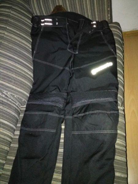 Gomoto motorcycle pants new condition