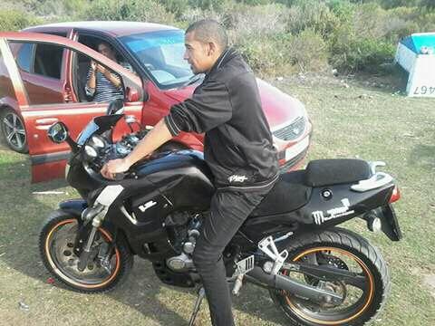 Selling my Zongsen 200cc for R15000. Looking for 400cc and up or swop