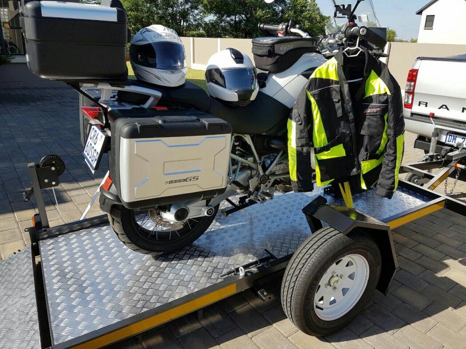 BMW GS1200 with trailer and riding equipment