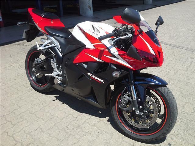 2009 HONDA CBR 600 RR FOR SALE !