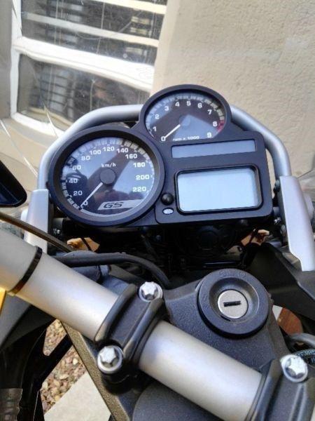 2005 BMW R-Series-LOW KM!
