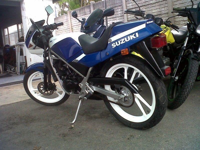 1990 Suzuki RG