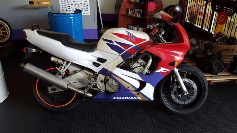 1996 Honda CBR600F3