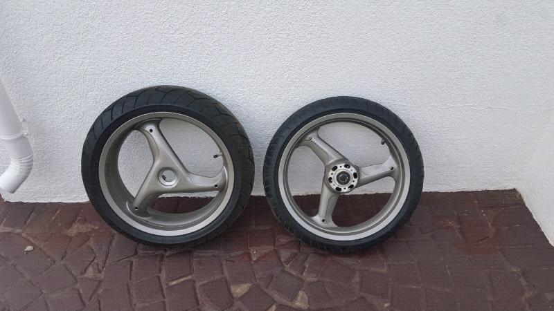 Ducati rims and tyres