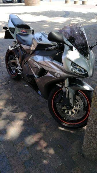 2007 Honda CBR fireblade 1000 URGENT
