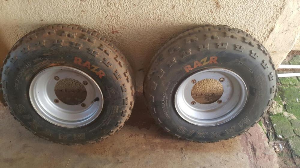 Yamaha Raptor front wheels and tyres