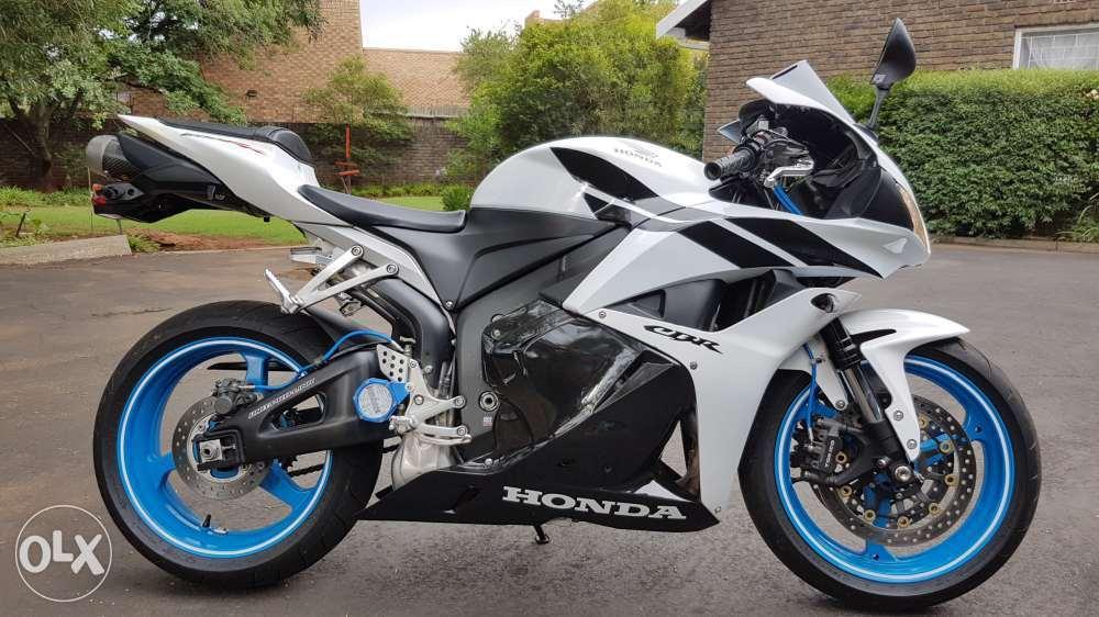 Honda CBR 600RR 2009 Model For sale or to swop for convertable car