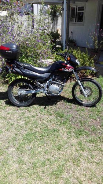 2012 HONDA XR 125 in Hermanus, needs back tyre and battery, drives nicely