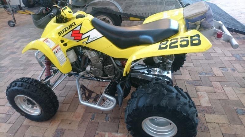 Suzuki Ltz 400 quad