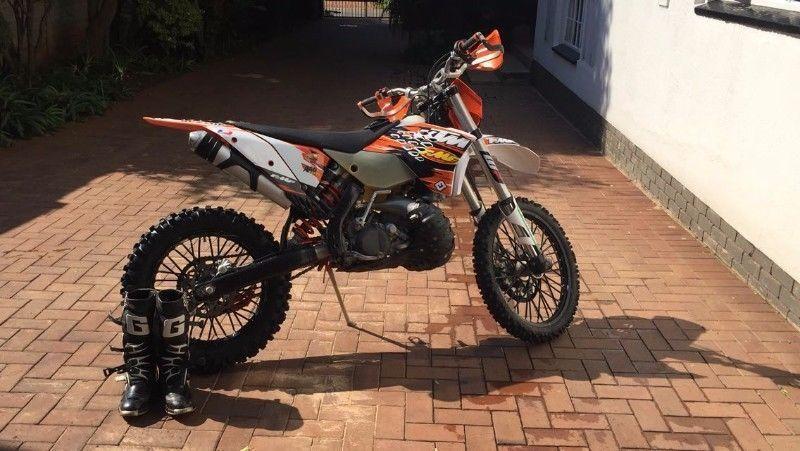 2011 KTM 200 XC-W
