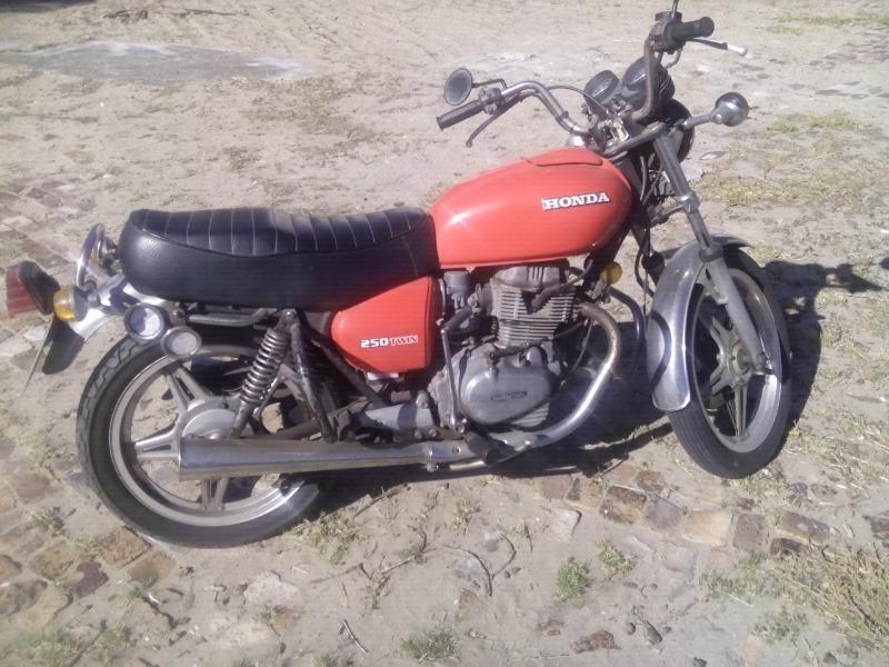 1977 Honda CB250