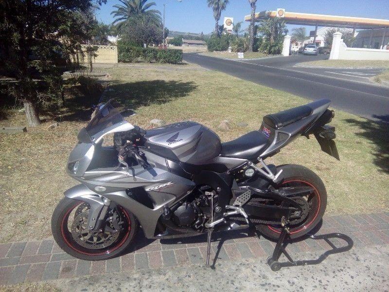 2006 Honda CBR fireblade 1000 URGENT
