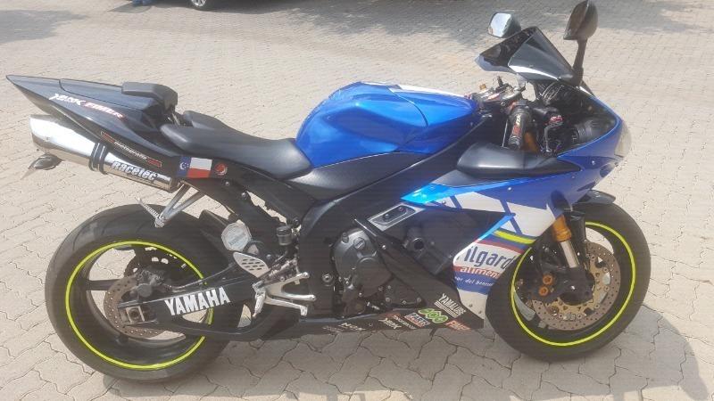 2007 YAMAHA R1
