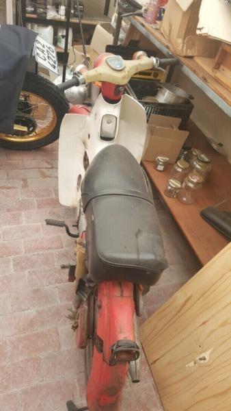 Honda C90 cub