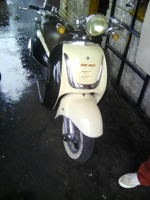 Big Boy Scooter In North West Brick7 Motorcycle