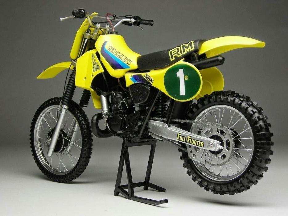 Spares wanted 1982 Suzuki RM 250