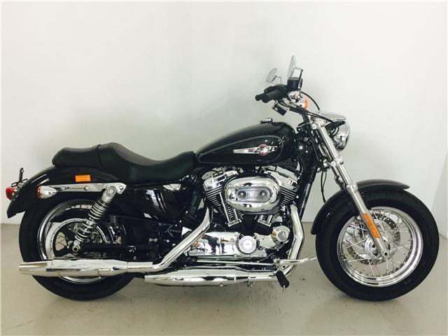 Harley-Davidson Sportster 1200 Custom - METALHEADS MOTORCYCLES