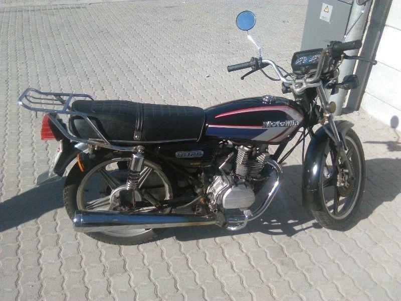 MotoMia Enzo 150cc R6599