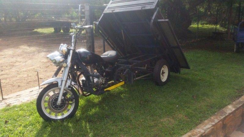 2 x 2010 3 wheel motorcycles with tilting load body and drop sides