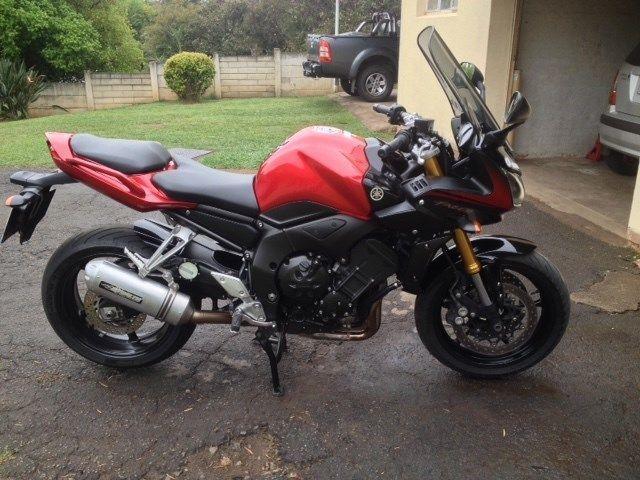 IMMACULATE YAMAHA FAZER 1000