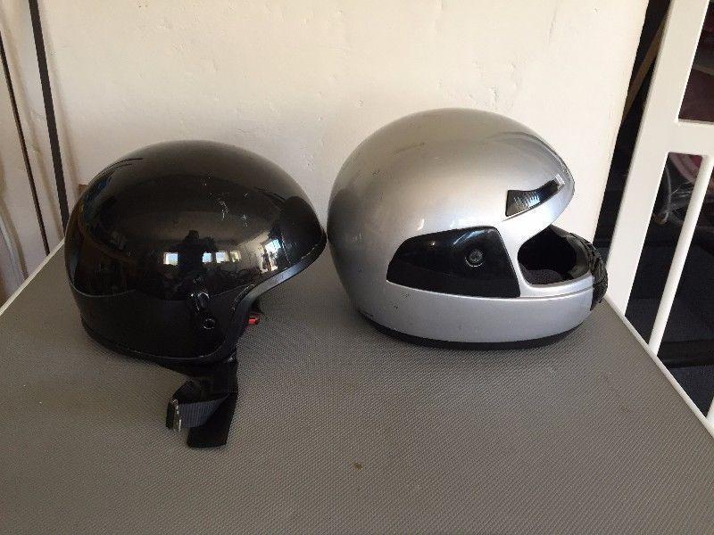 2 Motorbike / scooter Helmets