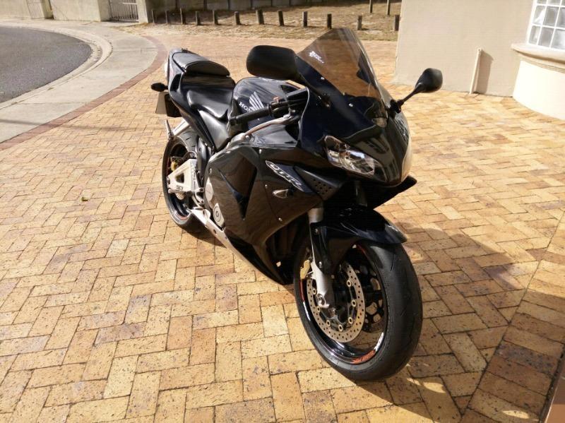 Neg..Honda CBR 600rr