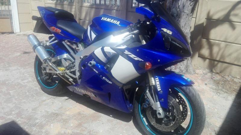 01 YZF-R1( make me an offer)