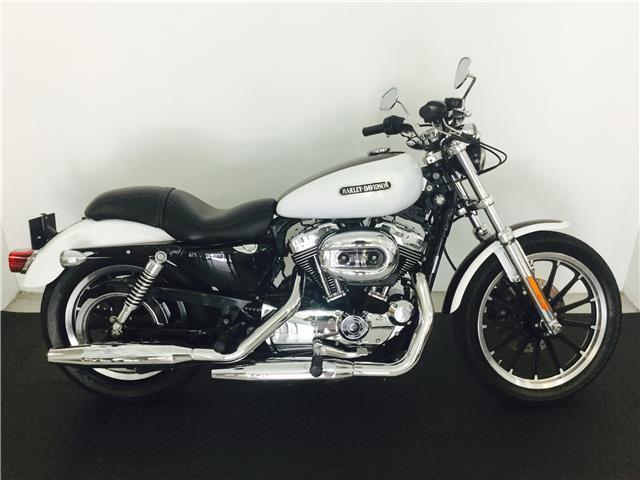 Harley-Davidson XL1200 Sportster Custom - METALHEADS MOTORCYCLES