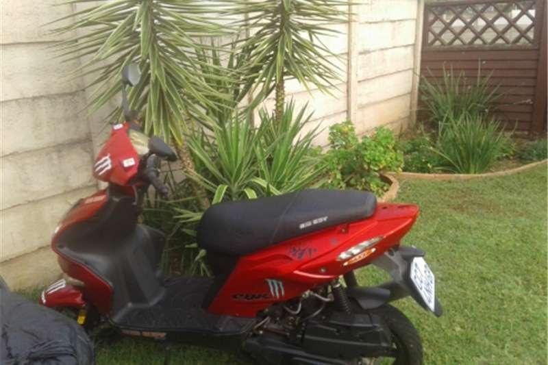 2014 scooter for sale in good condition
