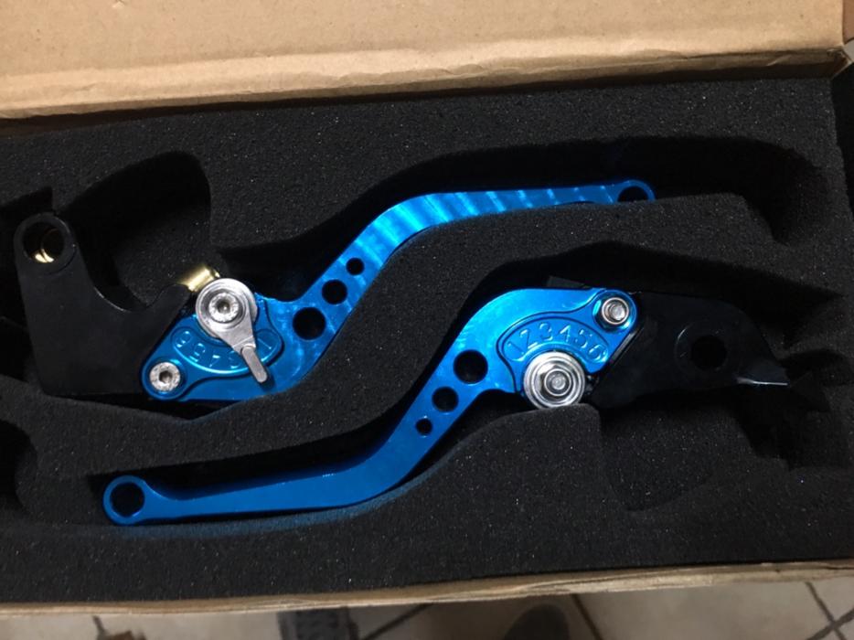 Yamaha r1 levers. brand new. fits 2004 to 2008
