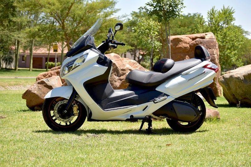 MAXSYM 600i ABS Scooter