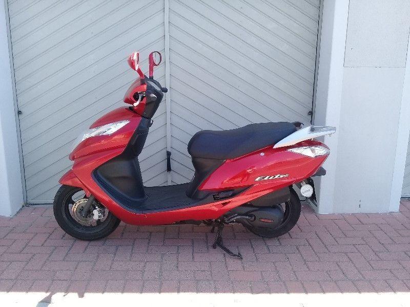 2014 Honda Elite 125cc automatic scooter, good condition with service history, and spare key