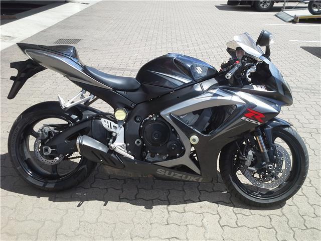 2007 SUZUKI GSXR 750 FOR SALE !