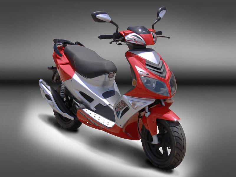 PUZEY BLADE STORM 150cc SCOOTER