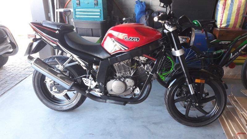 2011 Hyosung GT250 Naked Bike for sale