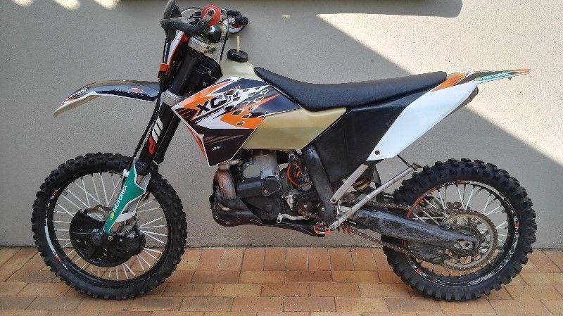 2009 KTM 300 XCW (New Top end)