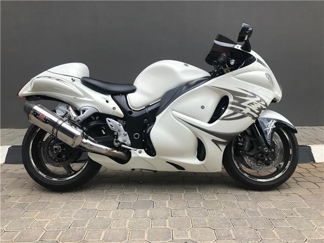 SUZUKI GSXR 1300 HAYABUSA... R5000 CASH BACK!!!