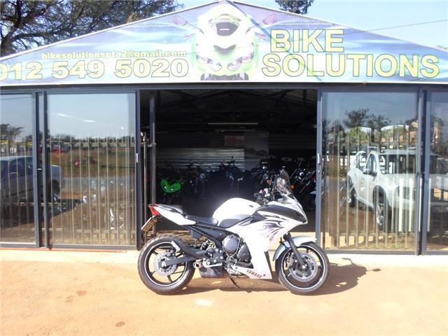 2010 Yamaha FZ6R