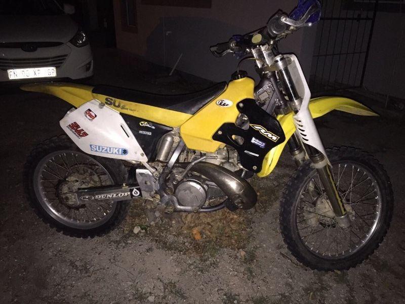 Suzuki - 2 stroke RM