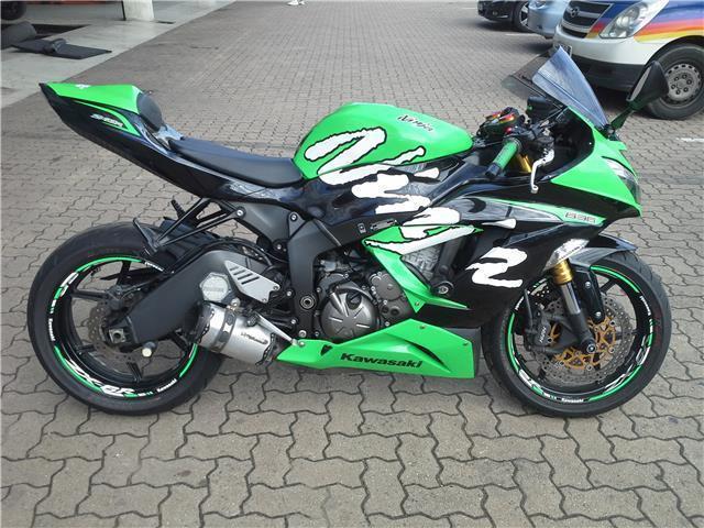 2014 KAWASAKI ZX 636 R FOR SALE !