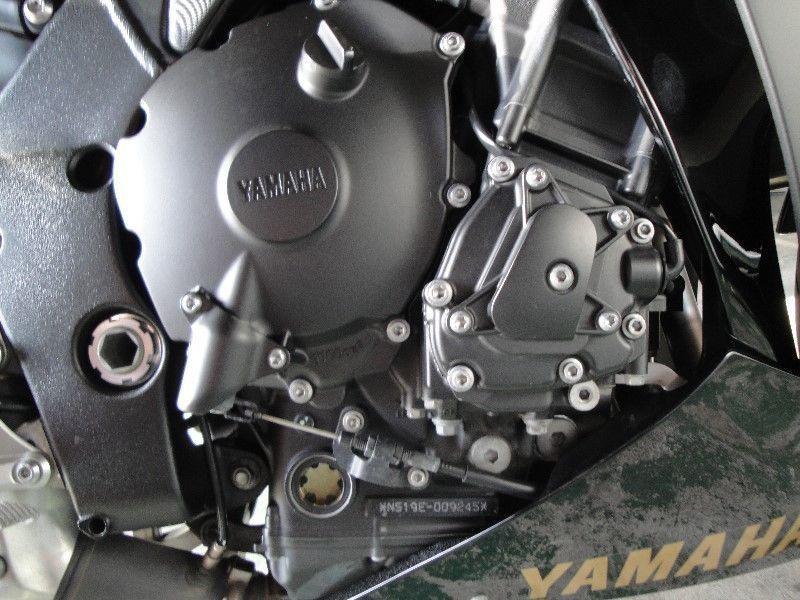 2010 Yamaha YZF-R1 BIG BANG