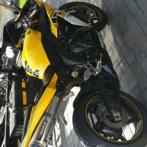 Yamaha r1 50 the anniversary