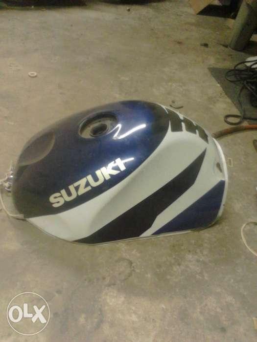 Suzuki bike tank