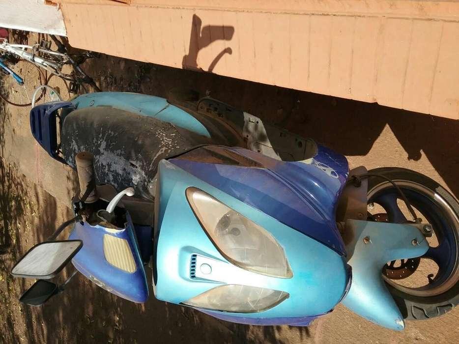 150cc Jonway scooter abandoned