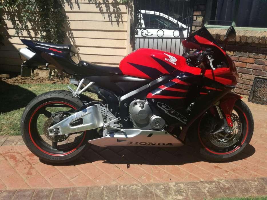 2006 Honda CBR600RR