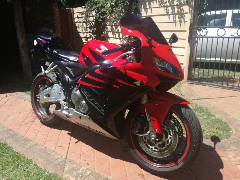 2006 Honda CBR600RR