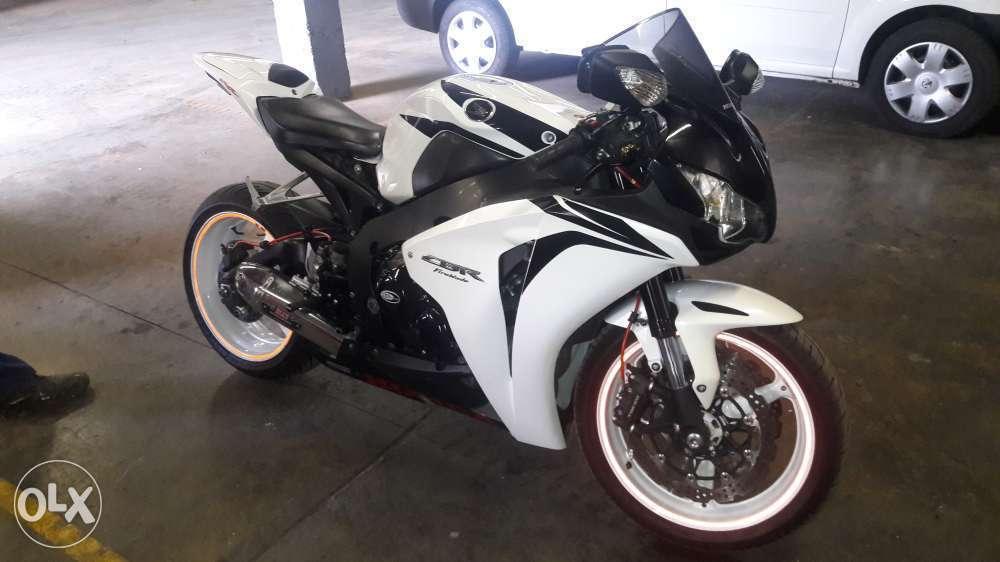 Honda CBR 1000rr to swop