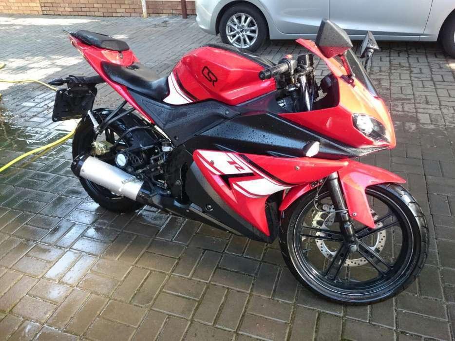 CSR RZ 125 less than 400km on clock to sell or trade